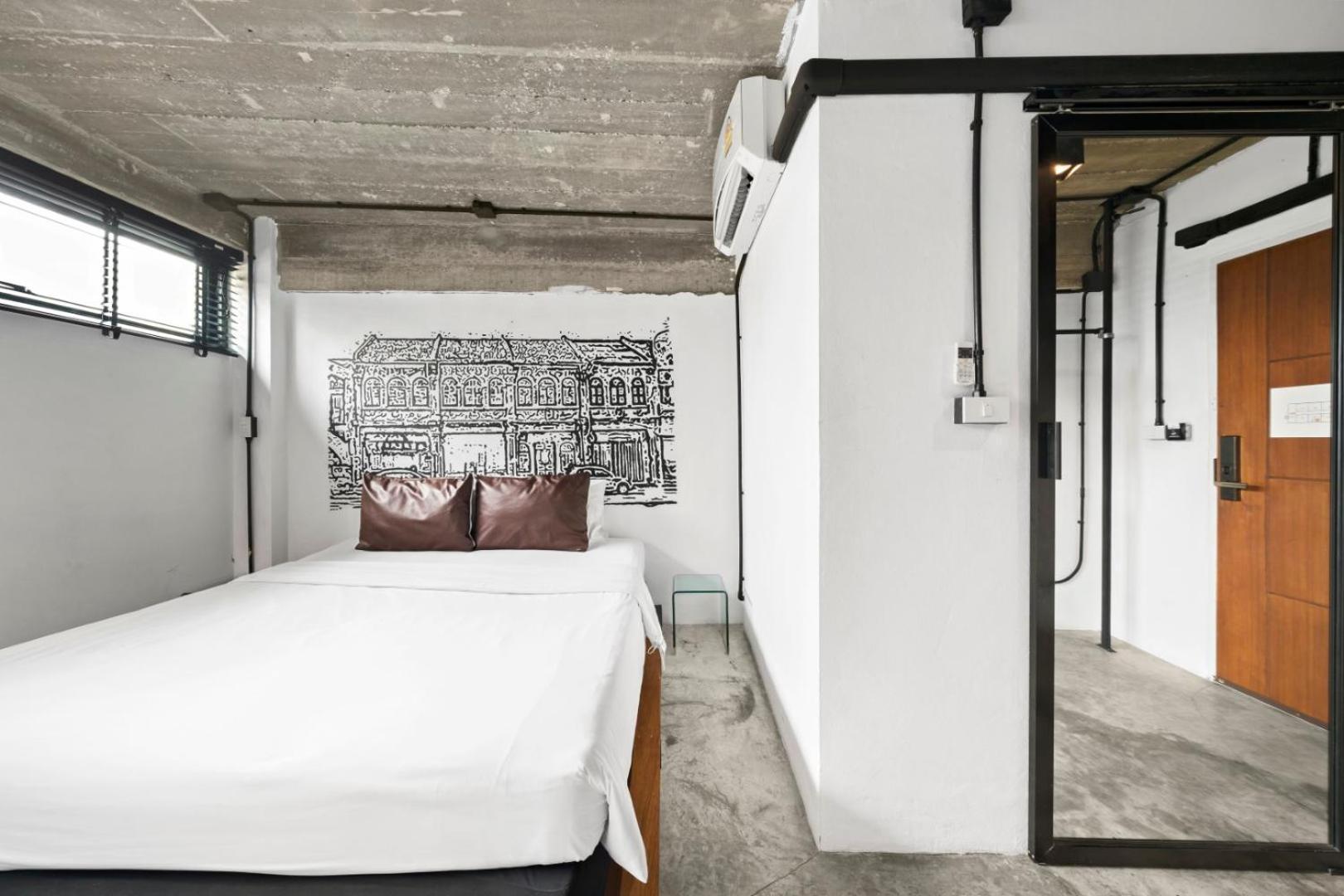 Quip Bed & Breakfast Phuket Buitenkant foto