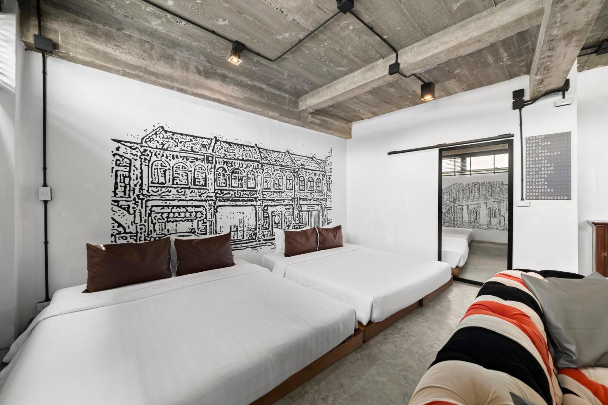 Quip Bed & Breakfast Phuket Buitenkant foto