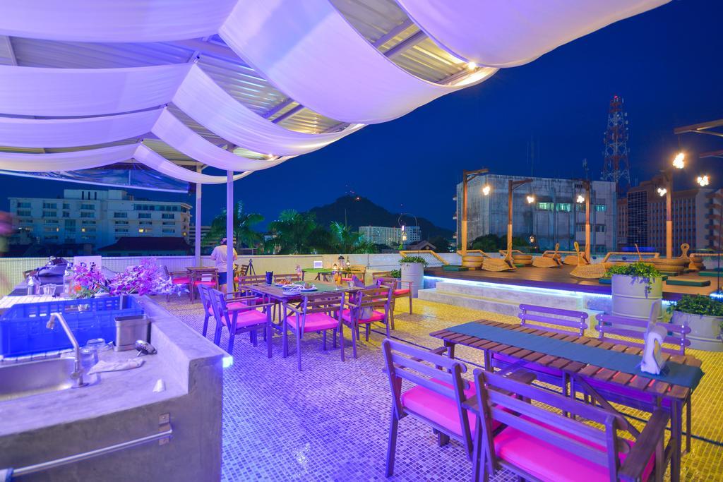 Quip Bed & Breakfast Phuket Buitenkant foto